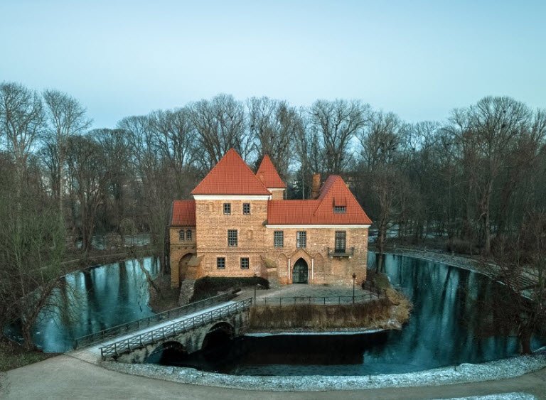 Zamek w Ostrorogu, Poland